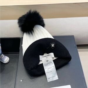 CHANEL Two-Tone Black and White Knit Beanie